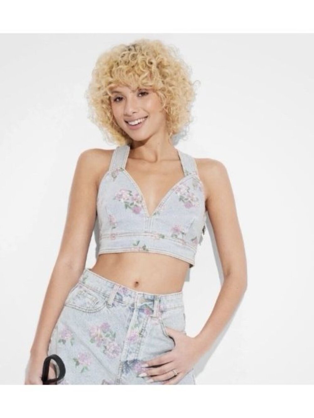 Women’s Cropped Floral Print Denim Vest - Wild Fable Size XXS